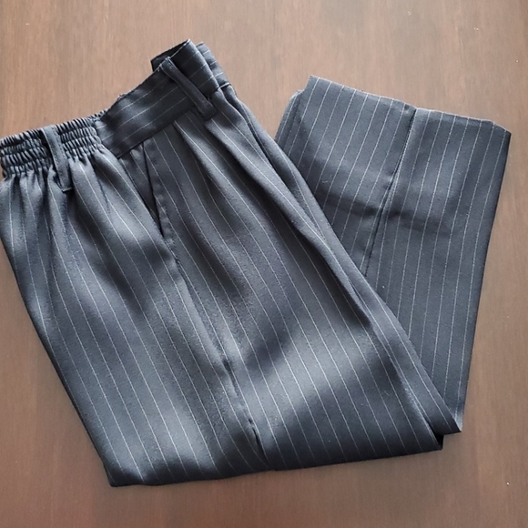 Boys Navy 3 piece suit - Picture 5 of 5